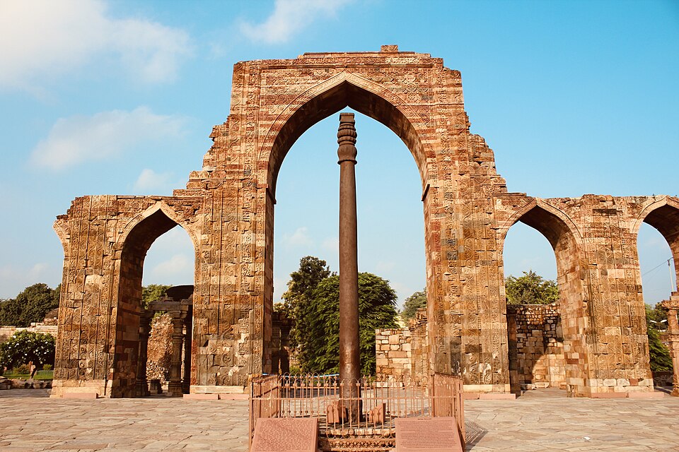 The Iron Pillar of Delhi, a Gupta-era metallurgical achievement that has resisted significant rusting for over 1,500 years.
